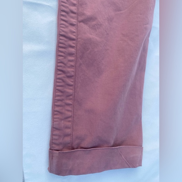 Todd Snyder Size Large Drawstring Chino Trousers in a Dusty Rose - Picture 12 of 13